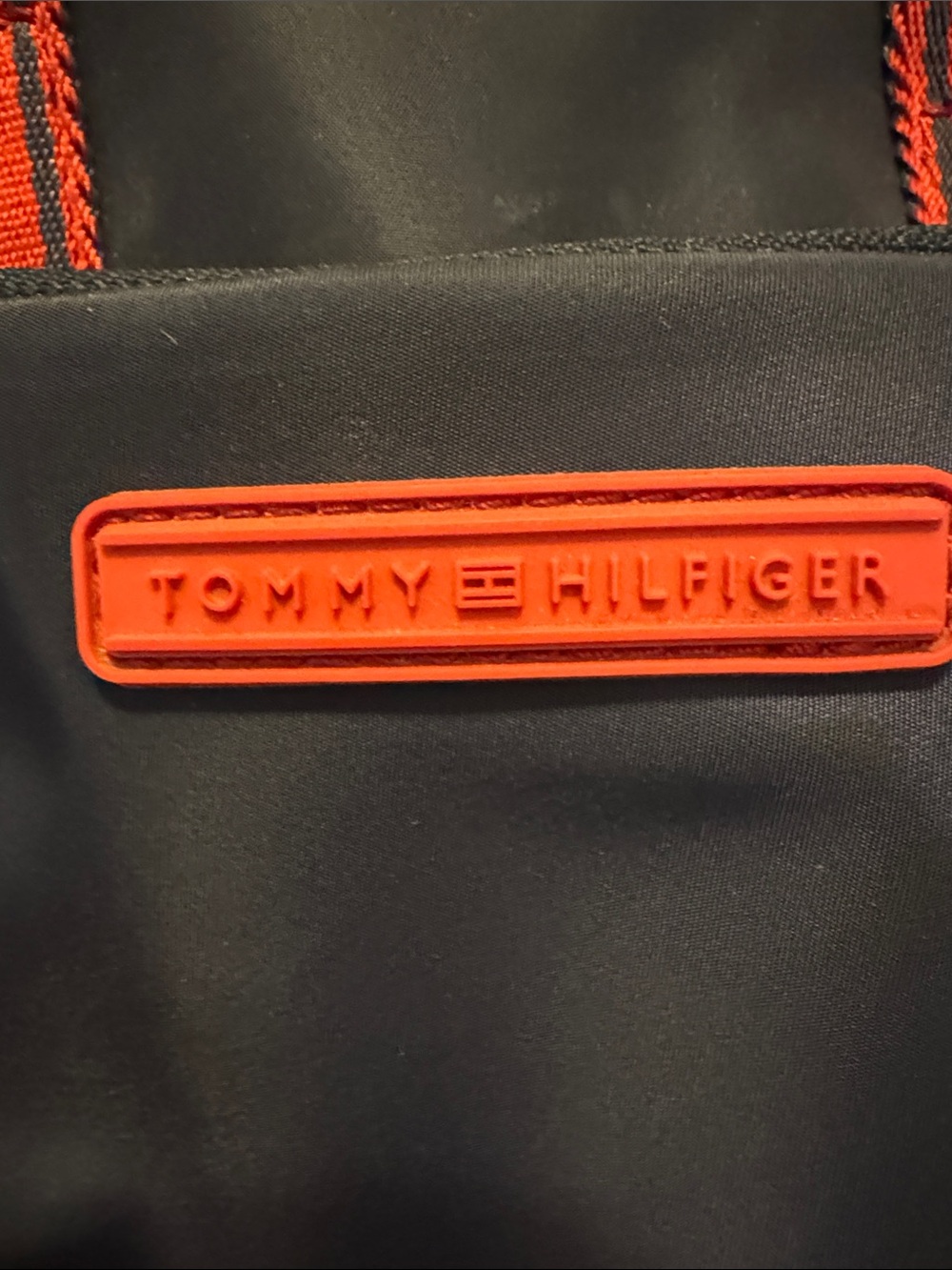 Tommy Hilfiger Navy Crossbody with Red Logo Strap - Picture 3 of 4